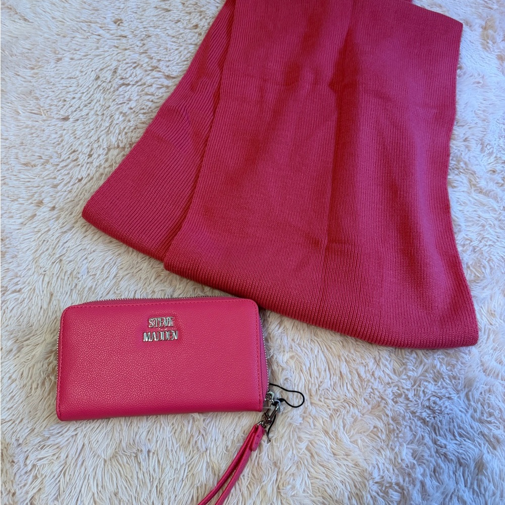 Steve Madden Pink Wristlet Wallet and Knit Scarf Set